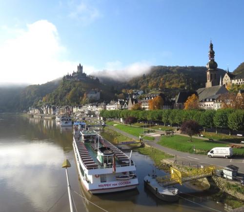23102024CochemWetterfahneWinneburg03
