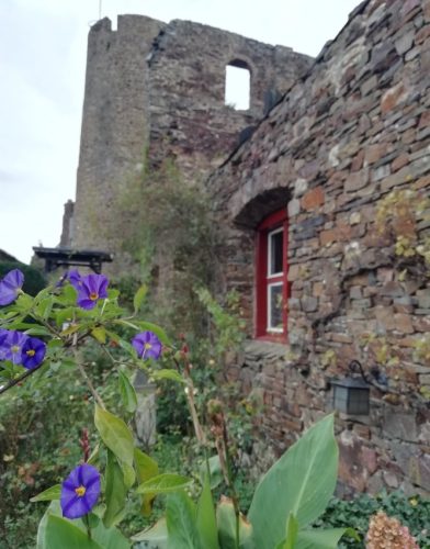 17102025AlkenBurgThurant-033b