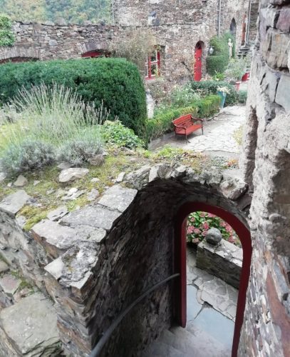 17102025AlkenBurgThurant-046b