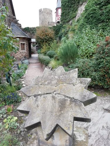 17102025AlkenBurgThurant-053g