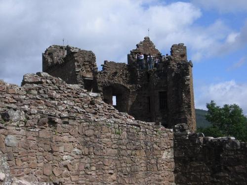 UrquartCastle009-2006