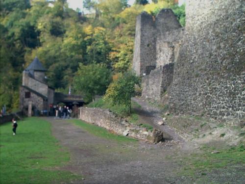 NiederburgManderscheid001-2001