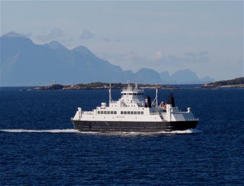 Ferry-Torghatten-Nord-AS-Hamaroy