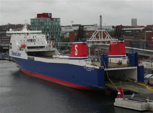 Industry-Stena-Freighter01