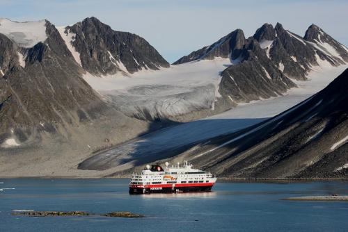 Hurtigruten-MS-Fram01