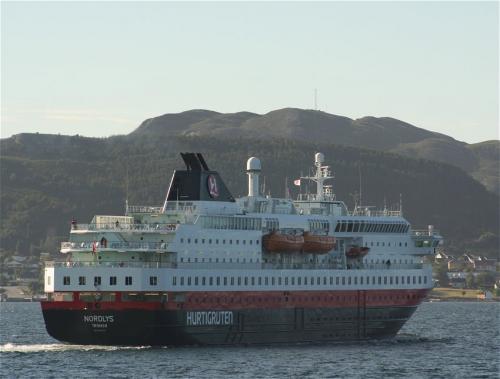 Hurtigruten-MS-Nordlys