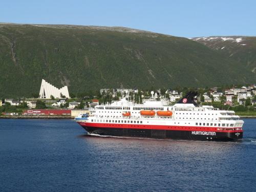 Hurtigruten-MS-Nordnorge05