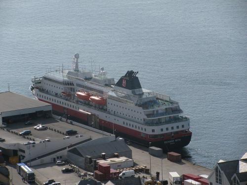 Hurtigruten-MS-Richard-With02