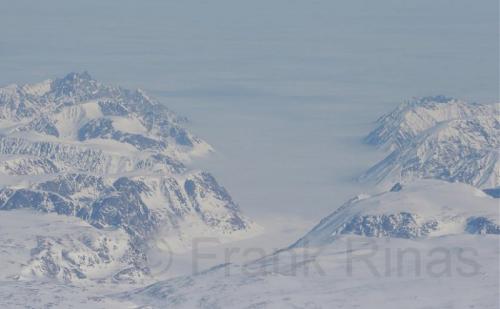 2010FlightNorthPole-08Greenland06