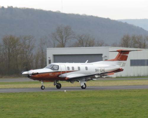 SmallAircraft-9H-EHC-10