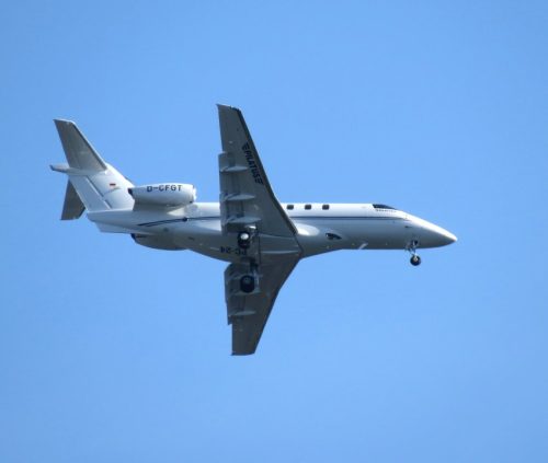 SmallAircraft-D-CFGT-16