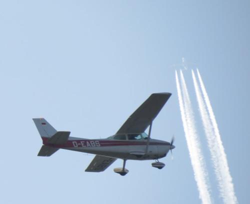 SmallAircraft-D-EABS-04