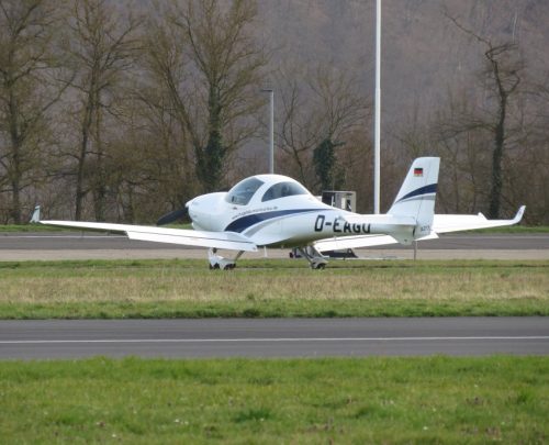 SmallAircraft-D-EAGO-02
