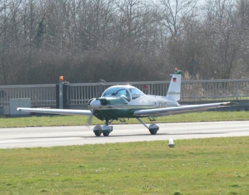 SmallAircraft-D-EAIG-05
