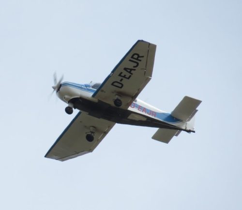 SmallAircraft-D-EAJR-01