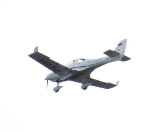 SmallAircraft-D-EAKN-02