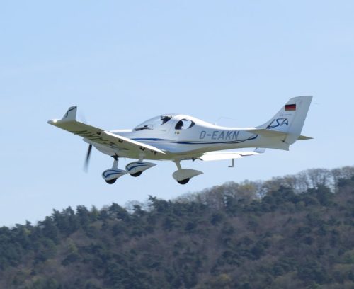 SmallAircraft-D-EAKN-05