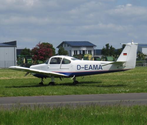 SmallAircraft-D-EAMA-02