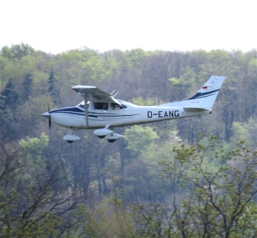SmallAircraft-D-EANG-05