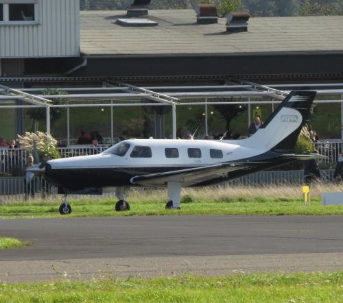 SmallAircraft-D-EAPX-02