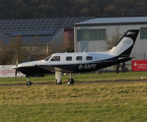 SmallAircraft-D-EAPX-08