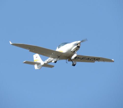 SmallAircraft-D-EAQS-02