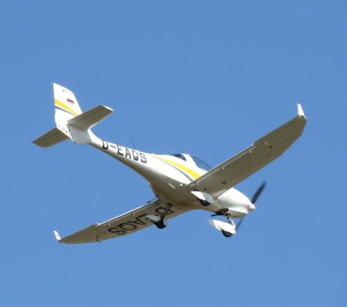 SmallAircraft-D-EAQS-04