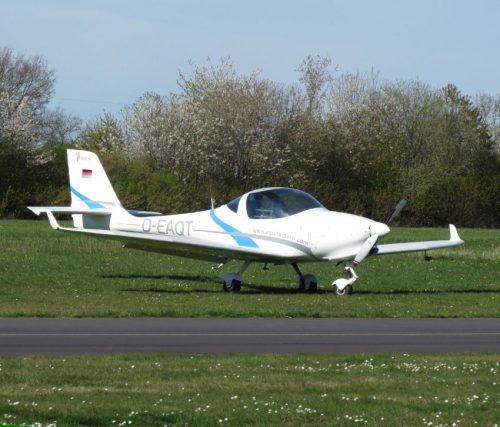 SmallAircraft-D-EAQT-01