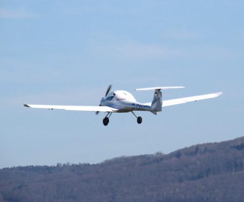 SmallAircraft-D-EAST-06