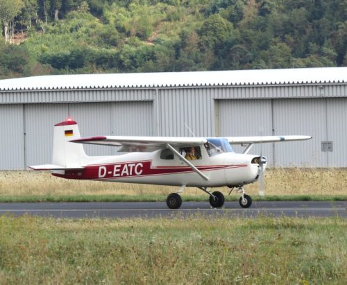 SmallAircraft-D-EATC-02
