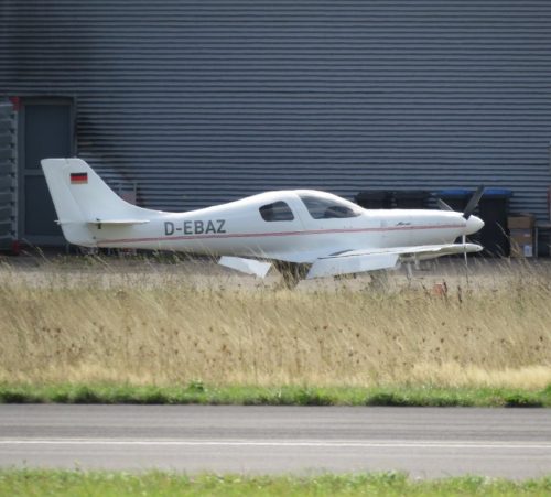 SmallAircraft-D-EBAZ-01