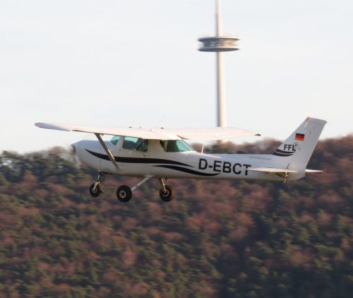 SmallAircraft-D-EBCT-05