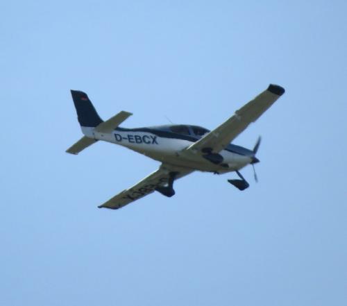 SmallAircraft-D-EBCX-02