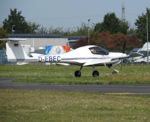 SmallAircraft-D-EBEC-02