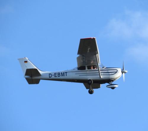 SmallAircraft-D-EBMT-02