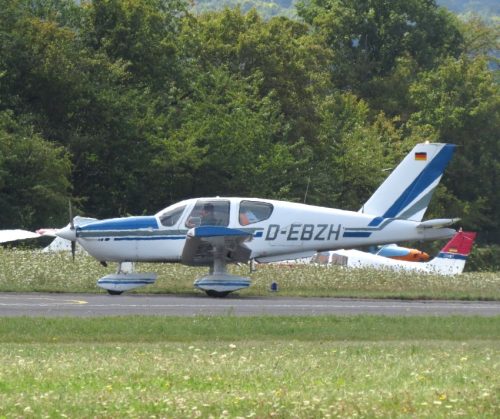SmallAircraft-D-EBZH-02
