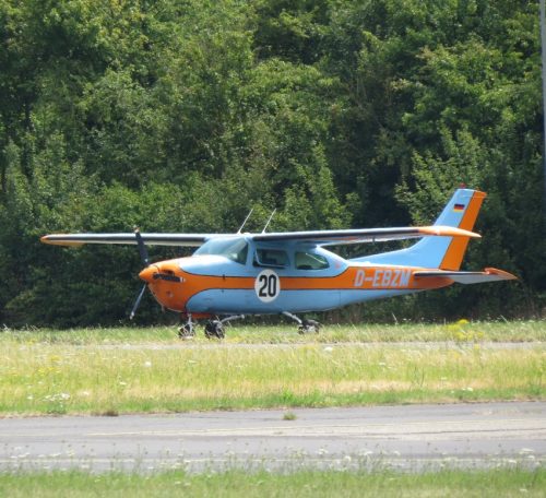 SmallAircraft-D-EBZM-02