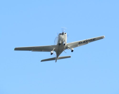 SmallAircraft-D-ECGE-04