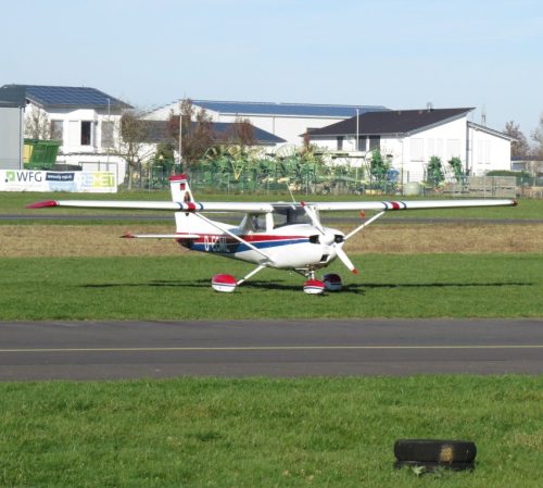 SmallAircraft-D-ECML-02