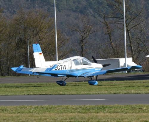 SmallAircraft-D-ECTW-01