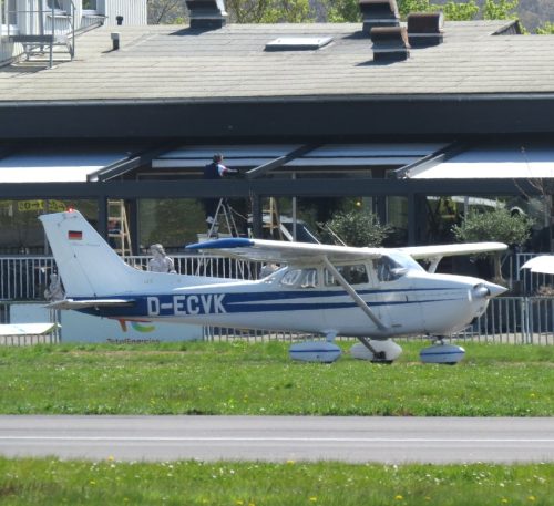 SmallAircraft-D-ECVK-02