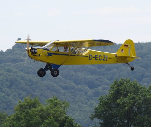 SmallAircraft-D-ECZI-03