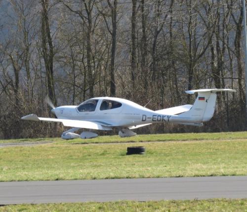 SmallAircraft-D-EDKY-02