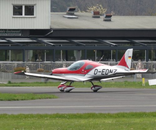SmallAircraft-D-EDNZ-04