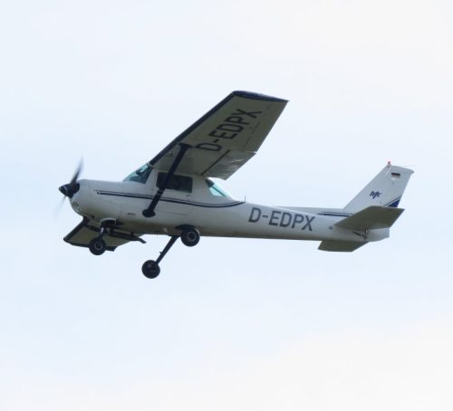 SmallAircraft-D-EDPX-03