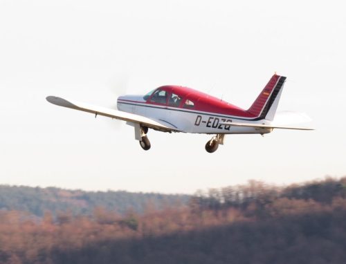 SmallAircraft-D-EDZQ-02