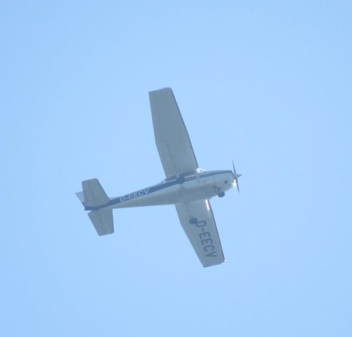 SmallAircraft-D-EECV-01