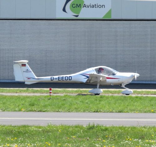 SmallAircraft-D-EEDD-05