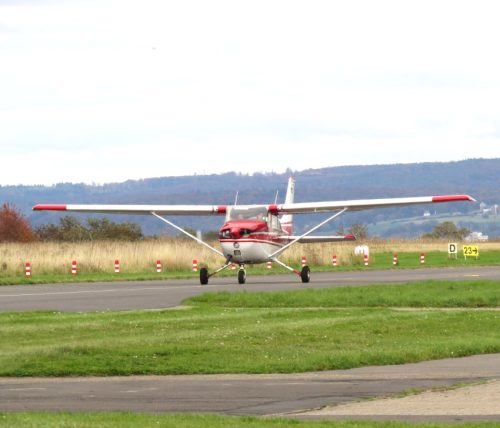 SmallAircraft-D-EEDH-03