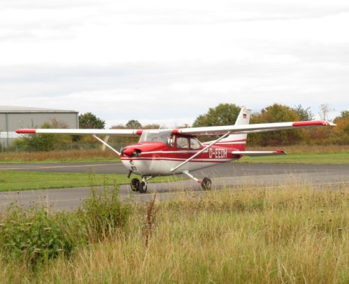 SmallAircraft-D-EEDH-04